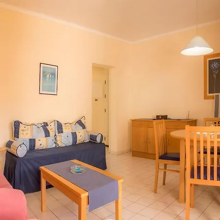 A27 - Secluded 2 Minutes From The Center * Alvor