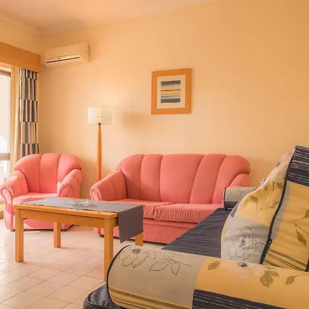 Apartment A27 - Secluded 2 Minutes From The Center *