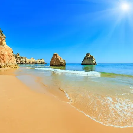 A27 - Secluded 2 Minutes From The Center Apartment Alvor