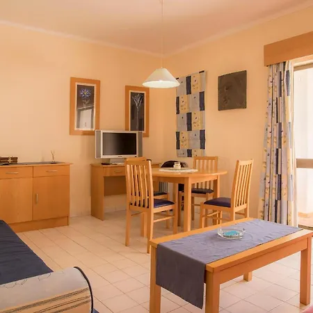 A27 - Secluded 2 Minutes From The Center * Alvor